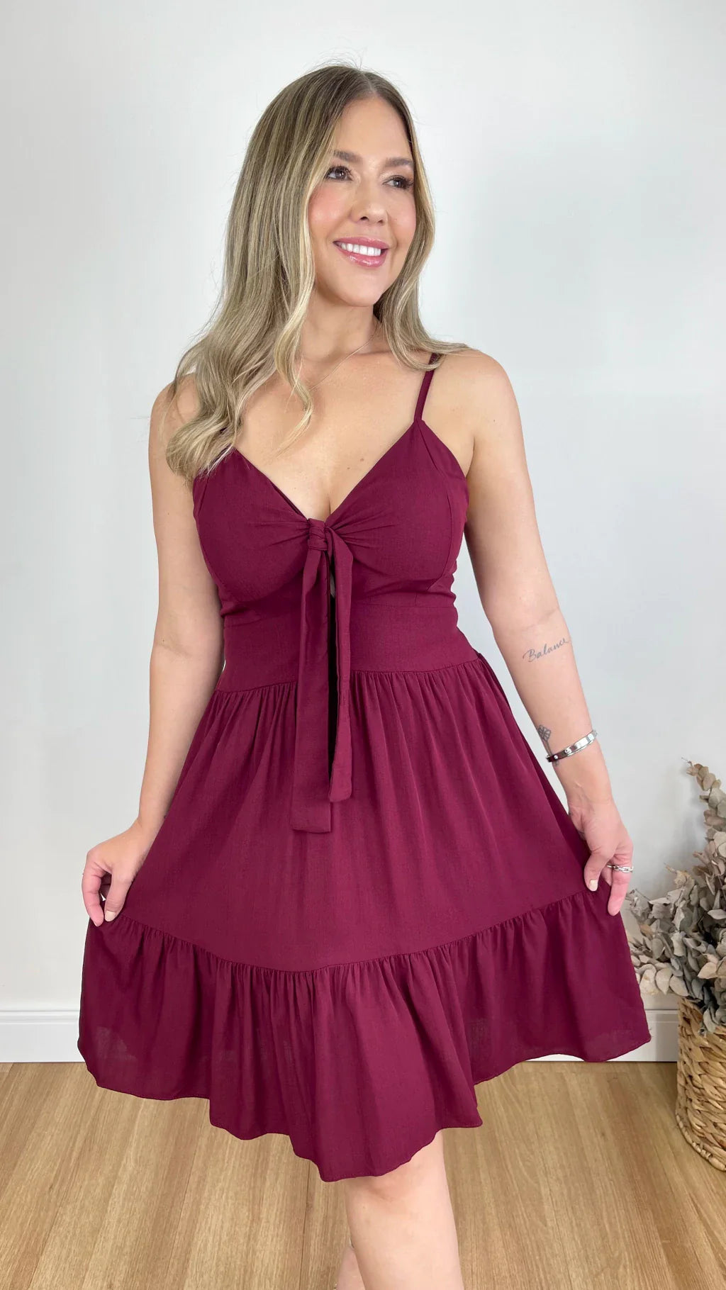 VESTIDO SOFIA CURTO LISO